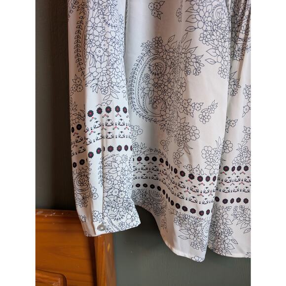 L Daniel Rainn White Patterned Top - Picture 3 of 5